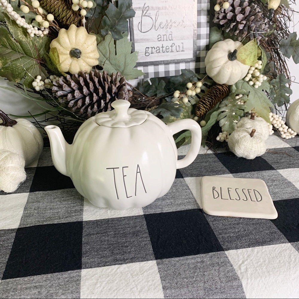 NWT🖤Adorable Rae Dunn Pumpkin-Shaped Tea Pot - Picture 3 of 8